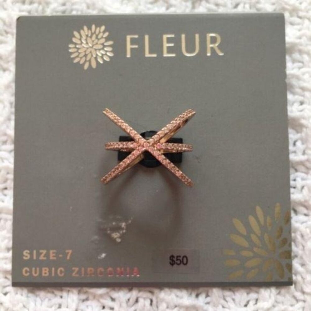 New Fleur Rose Gold Criss Cross Ring Size 7 - Picture 2 of 5